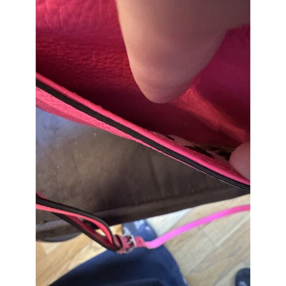 Rebecca Minkoff Mini Suki crossbody bag in a vibrant pink leather - Picture 9 of 11